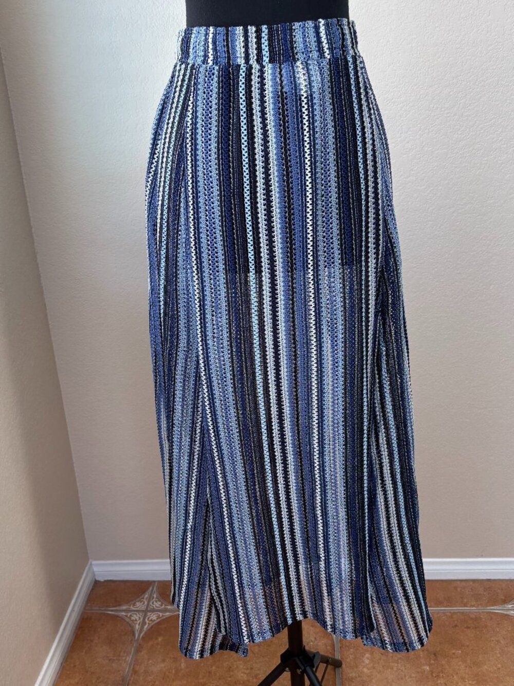 C&C California Blue Open Knit Swim CoverUp Skirt L Sheer Drawstring Beach Resort - Picture 8 of 13